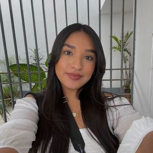 Meet your Posher, Luisa